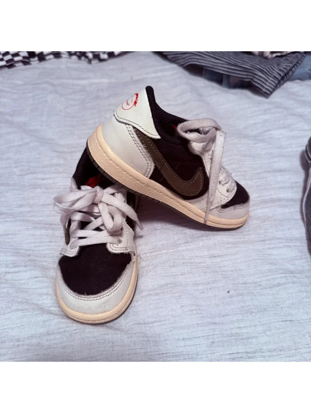 Nike Travis scott olive retro low OG SP shoes